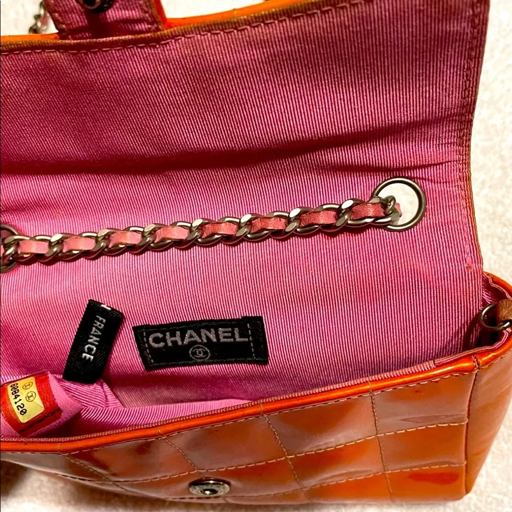 RARE Vintage Chanel CC Mini Flap - Picture 2 of 16